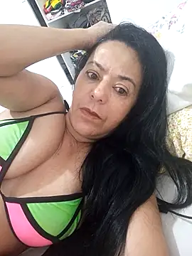 Snapshot of lucineia7 chatting on October 16, 8:43 pm lucineia7 online show from October 16, 8:43 pm