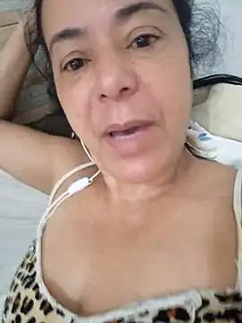 Snapshot of lucineia7 chatting on October 29, 1:46 pm lucineia7 online show from October 29, 1:46 pm