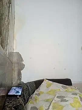 Snapshot of lucineia7 chatting on November 27, 12:13 am lucineia7 online show from November 27, 12:13 am