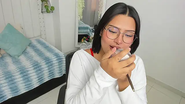 Snapshot of mayukim chatting on October 9, 7:23 pm mayukim online show from October 9, 7:23 pm