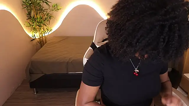 kehlannis  online show from October 16, 8:21 pm