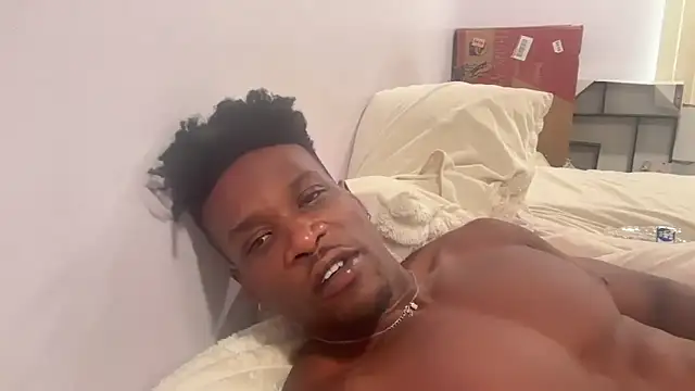 Snapshot of MrDaddyBlackNi9e chatting on November 5, 9:15 pm MrDaddyBlackNi9e online show from November 5, 9:15 pm