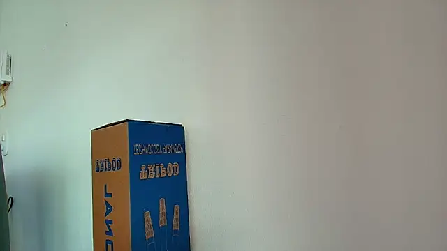 Snapshot of Julieta_Rose19 chatting on October 18, 5:14 pm Julieta Rose19 online show from October 18, 5:14 pm