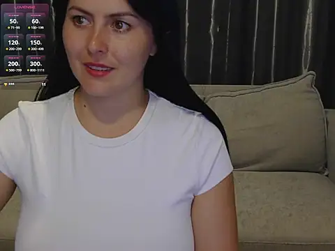 Snapshot of AriaShy chatting on May 11, 2:23 pm AriaShy online show from May 11, 2:23 pm