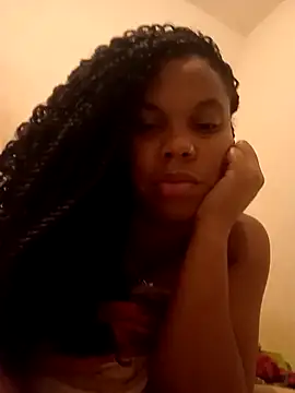 PrettahSantos online show from December 22, 7:11 pm