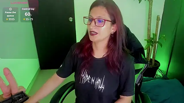 VictoriaSpenser online show from November 20, 1:11 pm