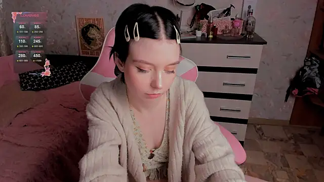 margopink online show from December 13, 9:20 pm