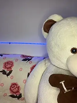 Snapshot of Linda_rouse chatting on November 19, 10:32 pm Linda rouse online show from November 19, 10:32 pm