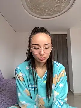 Snapshot of Innerpeace_ chatting on October 4, 8:07 pm Innerpeace online show from October 4, 8:07 pm