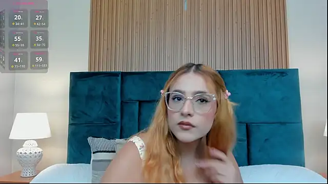 Amber kiss  online show from July 11, 6:32 pm