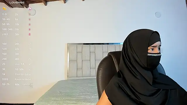 Snapshot of kalila_latif chatting on September 29, 3:00 am kalila latif online show from September 29, 3:00 am