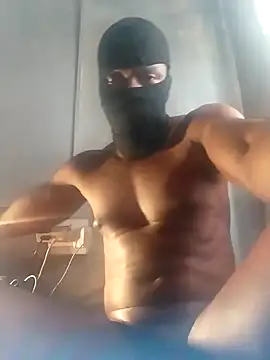 Snapshot of Blackveins32 chatting on February 15, 7:27 am Blackveins32 online show from February 15, 7:27 am