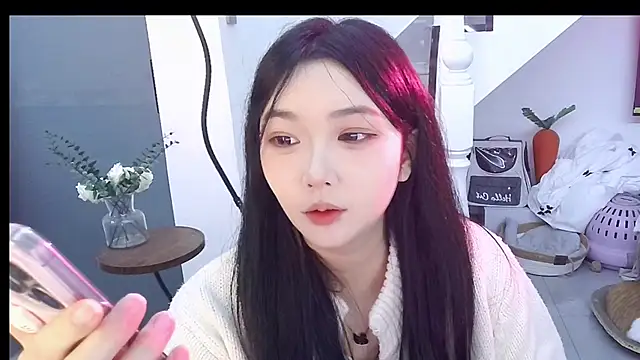 Miao-Maimiao online show from December 18, 12:55 pm