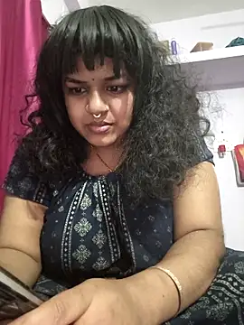 Deborbhavi222 online show from February 8, 9:07 pm