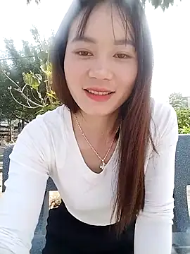 Snapshot of dorothyxx chatting on February 27, 3:39 am dorothyxx online show from February 27, 3:39 am