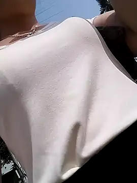 Snapshot of dorothyxx chatting on March 2, 7:37 am dorothyxx online show from March 2, 7:37 am