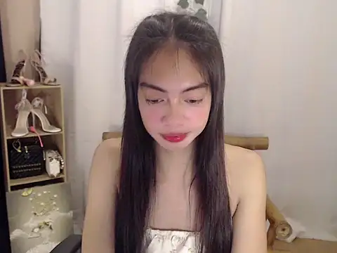 LovelyMaya69 online show from September 22, 6:48 am