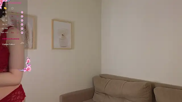 Snapshot of Veyaspace chatting on December 1, 1:27 pm Veyaspace online show from December 1, 1:27 pm