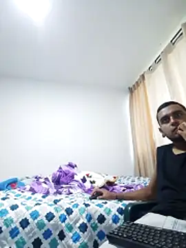 Carlandelli1 online show from November 13, 10:30 pm