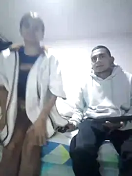 Carlandelli1 online show from December 5, 3:26 am