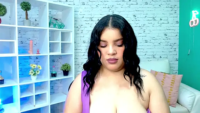 Snapshot of loaizalust chatting on November 6, 5:25 pm loaizalust online show from November 6, 5:25 pm