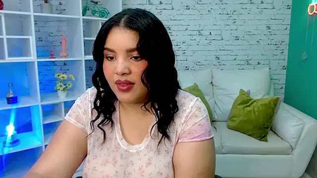 Snapshot of loaizalust chatting on November 8, 5:34 pm loaizalust online show from November 8, 5:34 pm