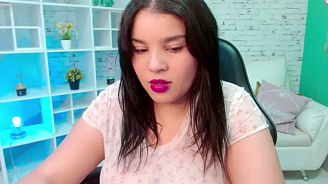 Snapshot of loaizalust chatting on December 5, 8:49 pm loaizalust online show from December 5, 8:49 pm