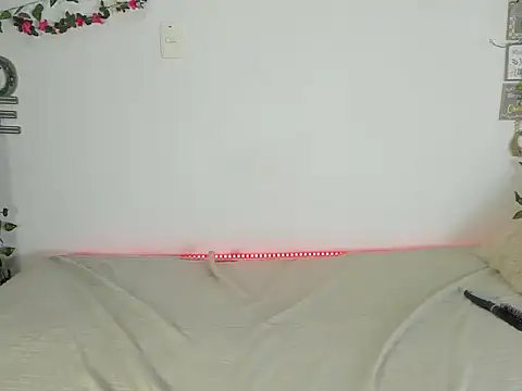 Snapshot of michell_anyeli chatting on November 12, 11:03 pm michell anyeli online show from November 12, 11:03 pm