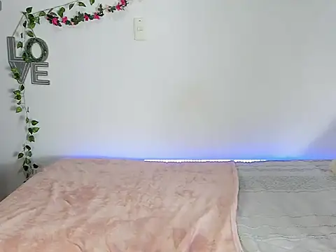 Snapshot of michell_anyeli chatting on November 21, 11:36 pm michell anyeli online show from November 21, 11:36 pm