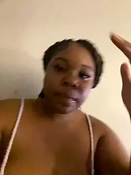 ChocolateKissesBaee online show from September 28, 2:39 am