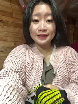 violet-00 online show from February 3, 2:53 am