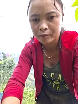 xuxulovezz online show from October 3, 12:51 am