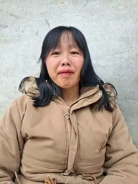 helenzz online show from December 17, 1:44 am