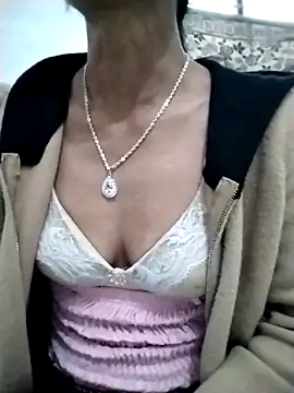 abigail-00 online show from December 5, 9:51 am