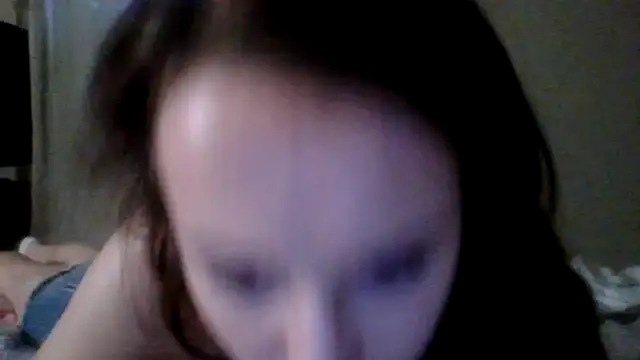 Snapshot of brunettebabexo3 chatting on October 11, 4:33 am brunettebabexo3 online show from October 11, 4:33 am