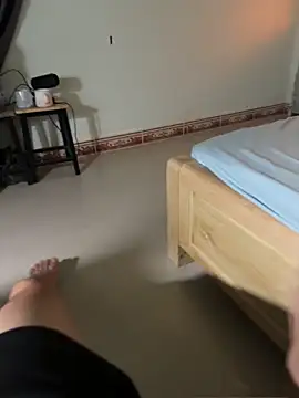 Helen-Tran online show from October 10, 5:28 am