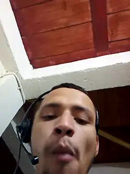xxculiemos online show from September 25, 7:39 pm