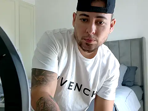 maximus888A online show from October 15, 9:53 am