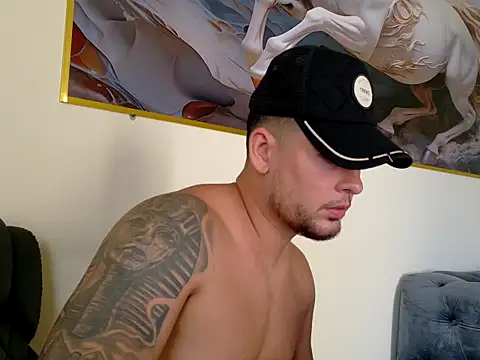 Snapshot of maximus888A chatting on May 30, 6:10 am maximus888A online show from May 30, 6:10 am