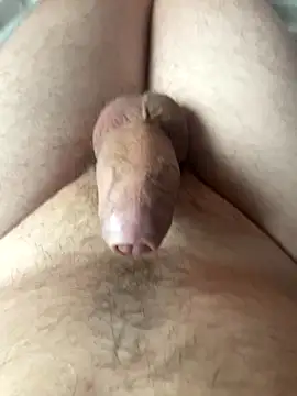 Snapshot of Andrew150394 chatting on October 15, 6:24 am Andrew150394 online show from October 15, 6:24 am