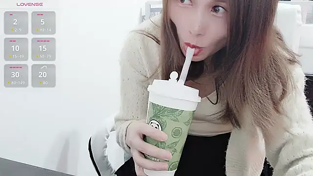 lizi- online show from November 21, 8:35 am