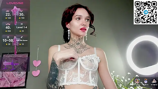 Selena Lune online show from October 11, 2:11 am