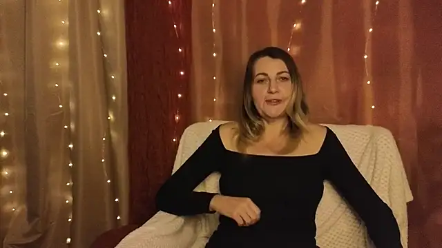 silvaraNoir online show from September 23, 3:04 pm