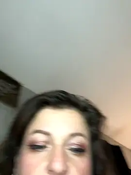 Snapshot of 88heygirlhey88 chatting on October 30, 5:42 am 88heygirlhey88 online show from October 30, 5:42 am