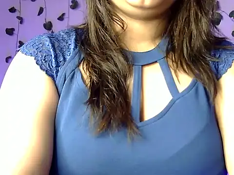 Aaliya02 online show from November 24, 2:33 am