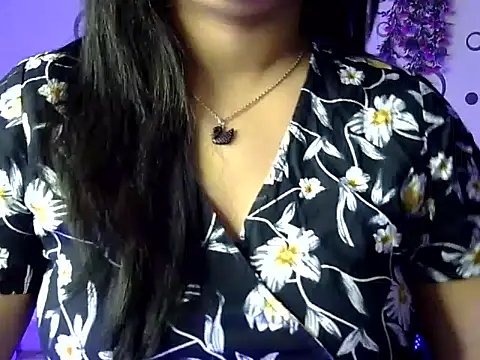 Aaliya02 online show from March 1, 5:53 am