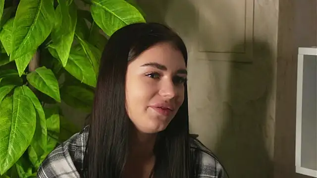 OliviaBoughan online show from September 23, 5:43 am