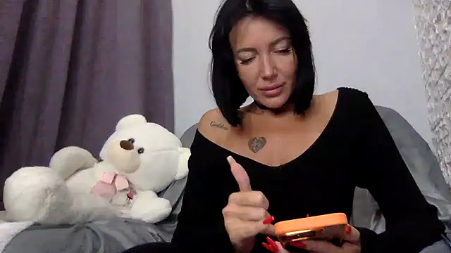 Veymoria online show from October 4, 5:44 pm