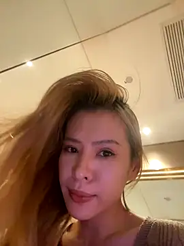 miumiu-66 online show from September 23, 3:37 pm