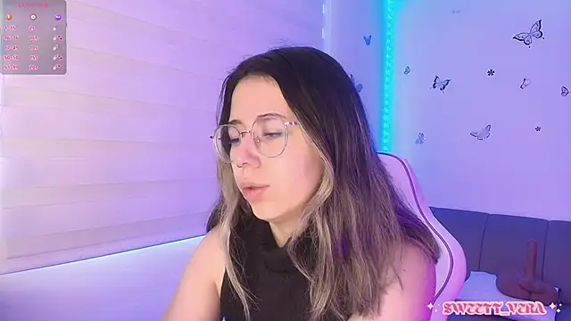 Snapshot of sweettvera chatting on April 25, 1:14 pm sweettvera online show from April 25, 1:14 pm